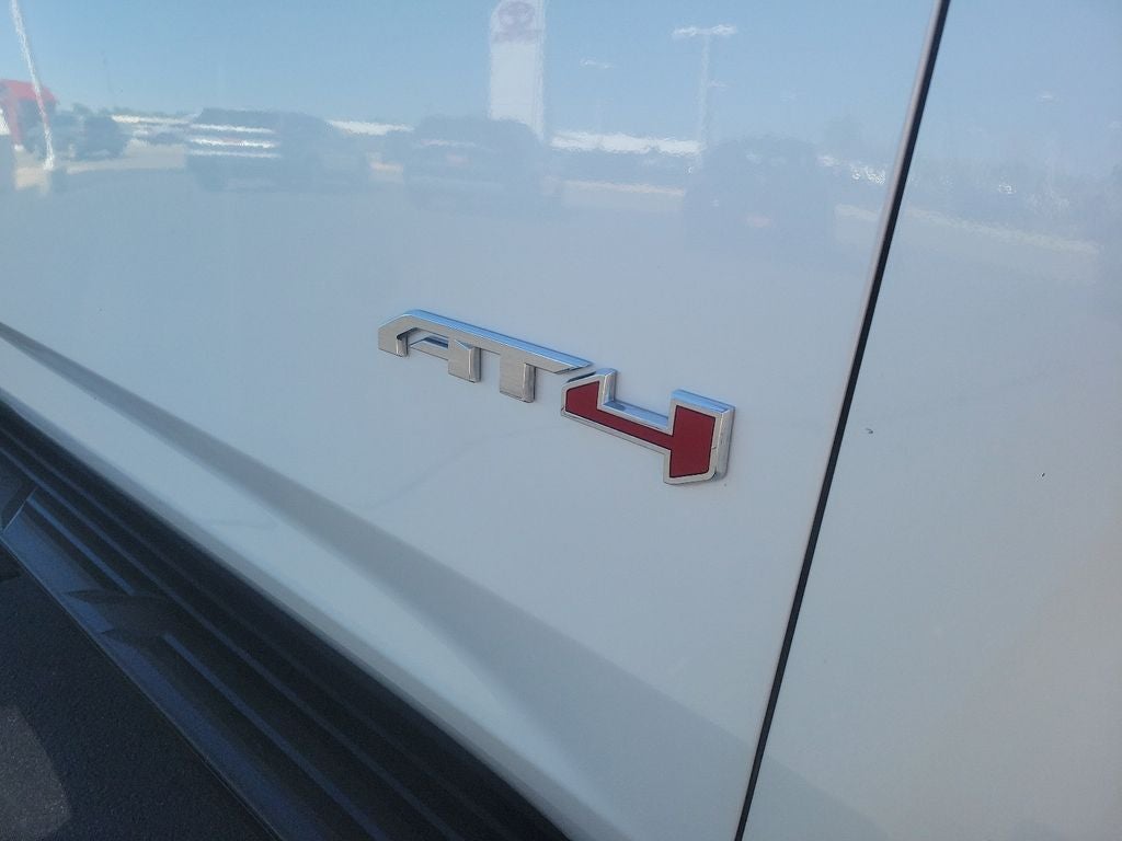 2024 GMC Yukon AT4