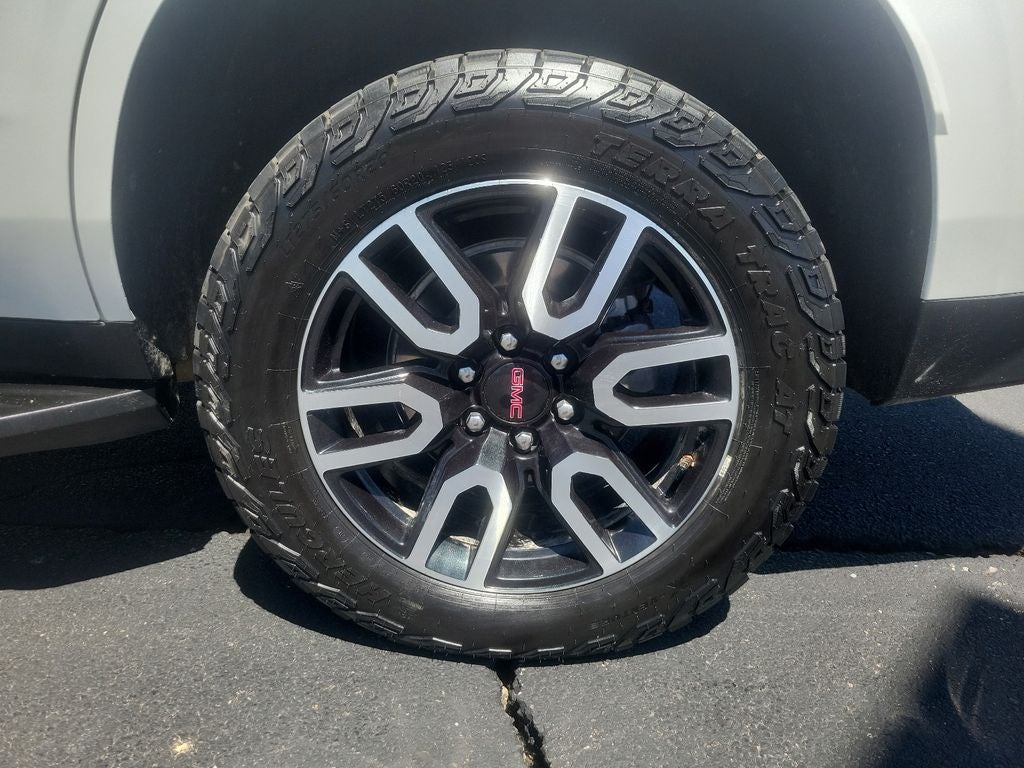 2024 GMC Yukon AT4