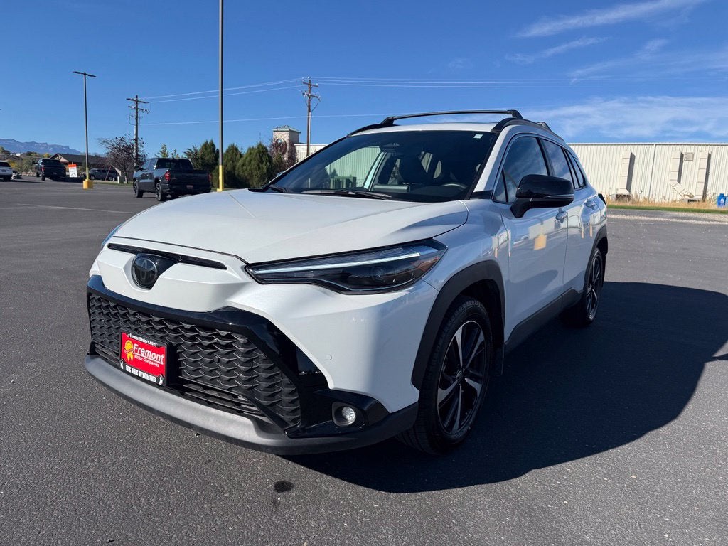 2025 Toyota Corolla Cross Hybrid XSE