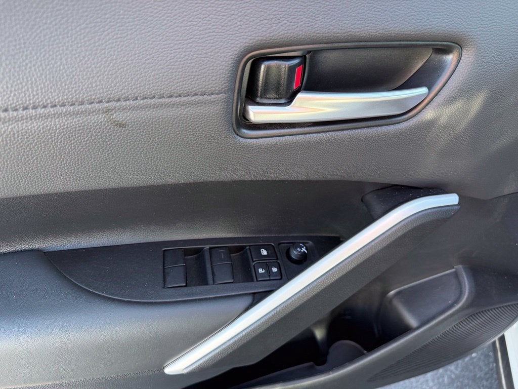 2025 Toyota Corolla Cross Hybrid XSE