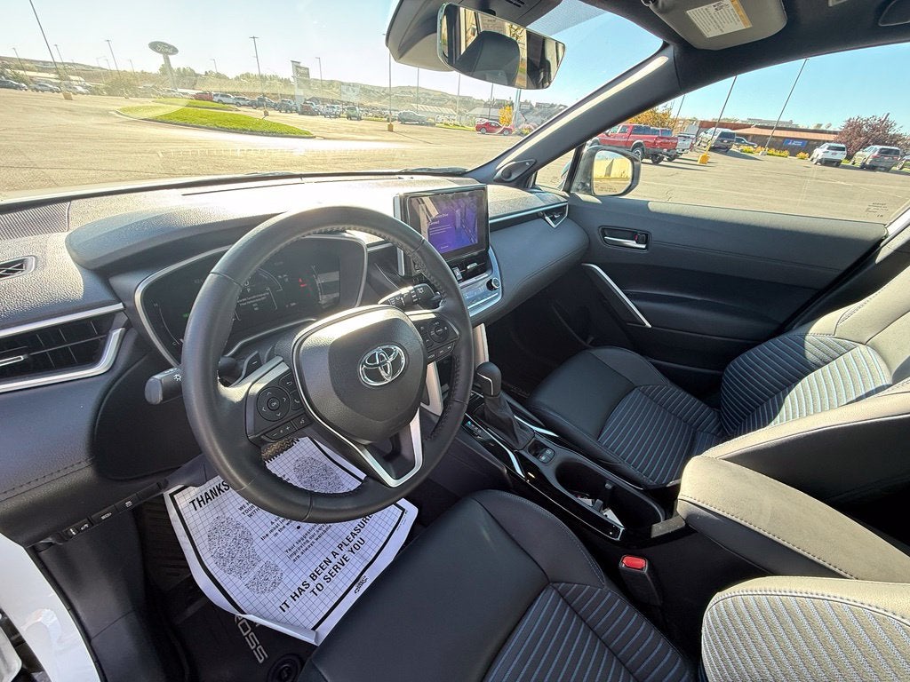 2025 Toyota Corolla Cross Hybrid XSE