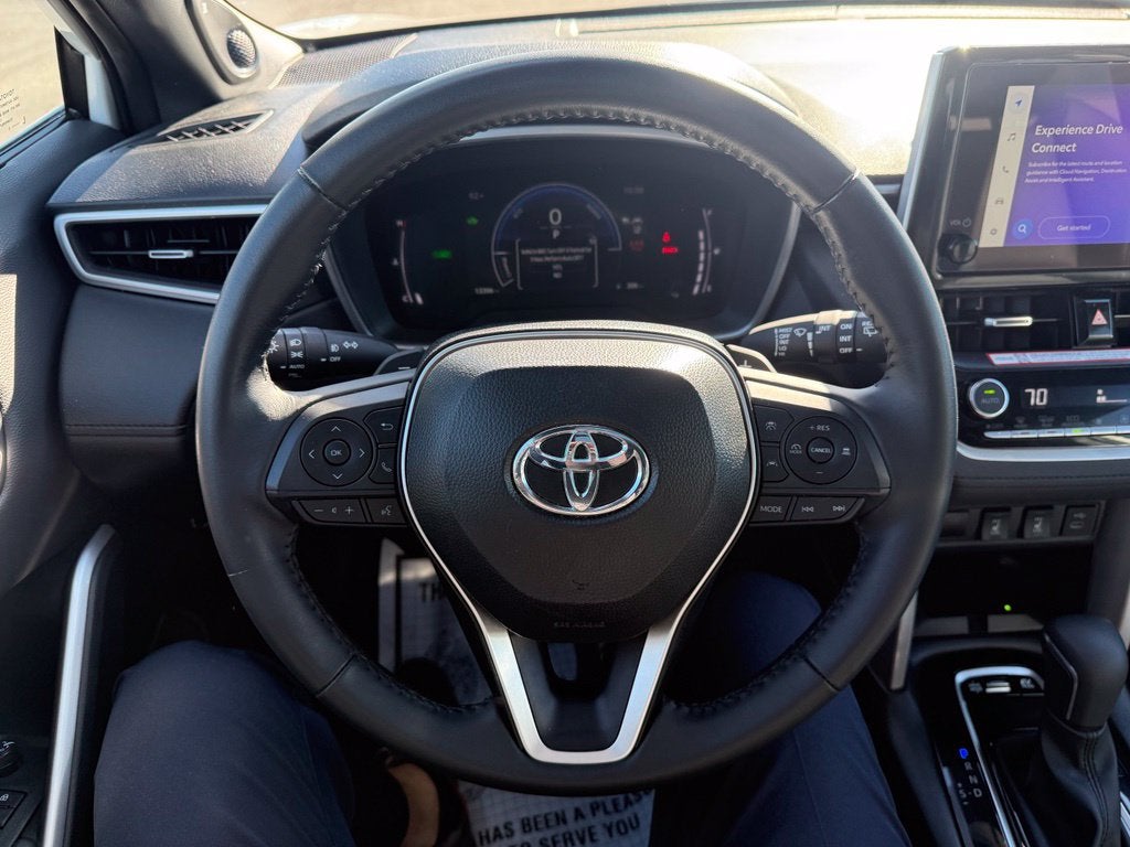 2025 Toyota Corolla Cross Hybrid XSE