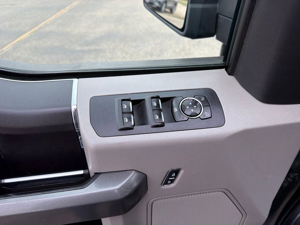 2015 Ford F-150 Base