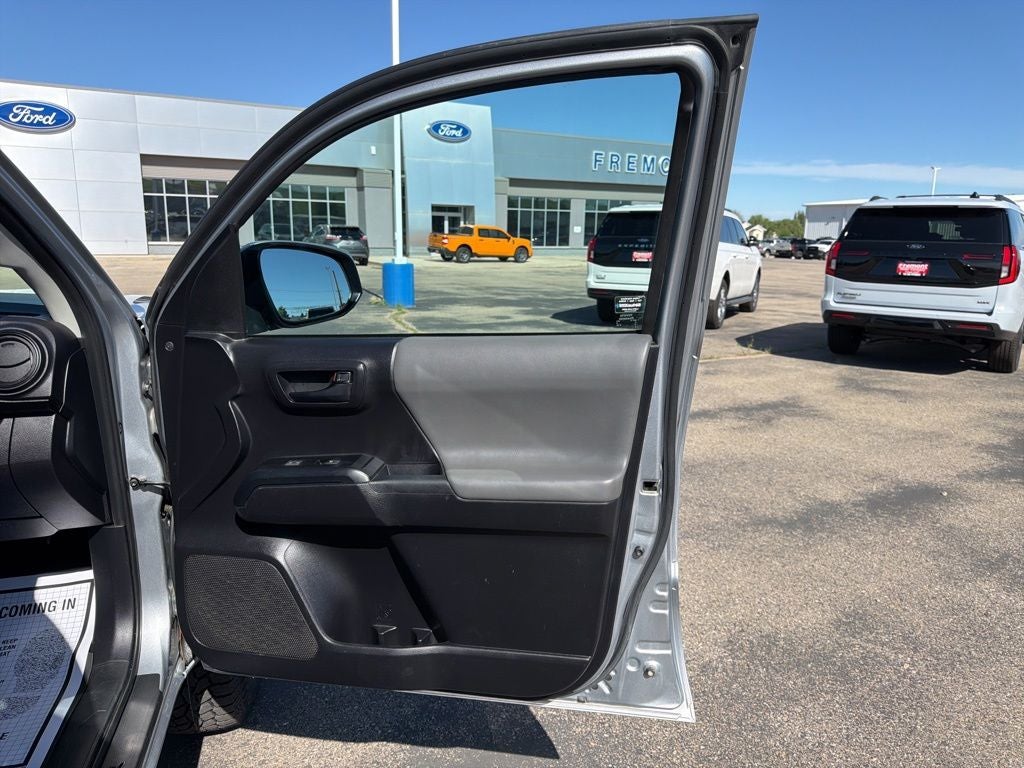 2020 Toyota Tacoma SR V6