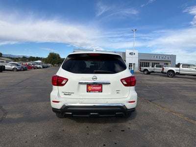 2020 Nissan Pathfinder SL