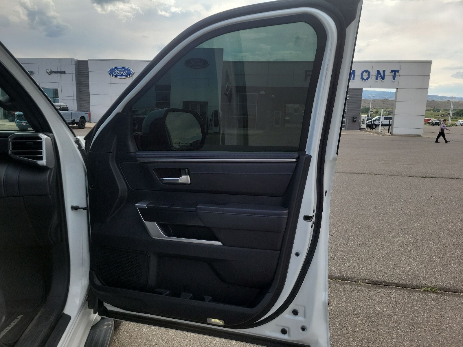 2023 Toyota Sequoia Platinum