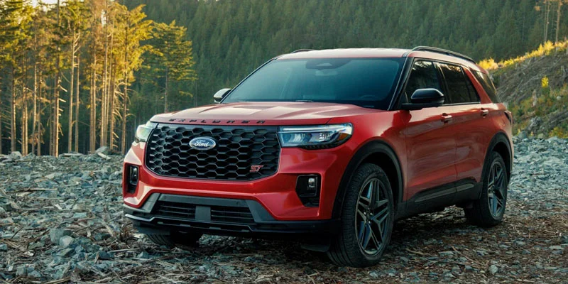 2026 Ford Explorer ground clearance view
